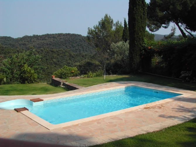 Casa Can Busquet Swimming Pool and Garden