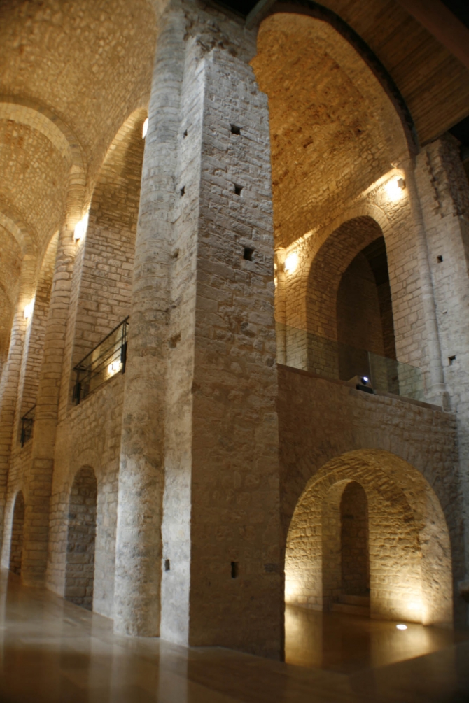 Interior Monestir de Sant Llorenç, Guardiola de Berguedà 