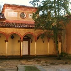 Antiga Escola de Sant Joan de les Abadesses