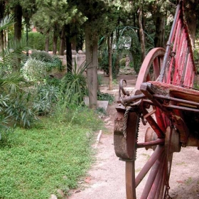 Sant Esteve Sesrovires - Jardins de l'Ajuntament 